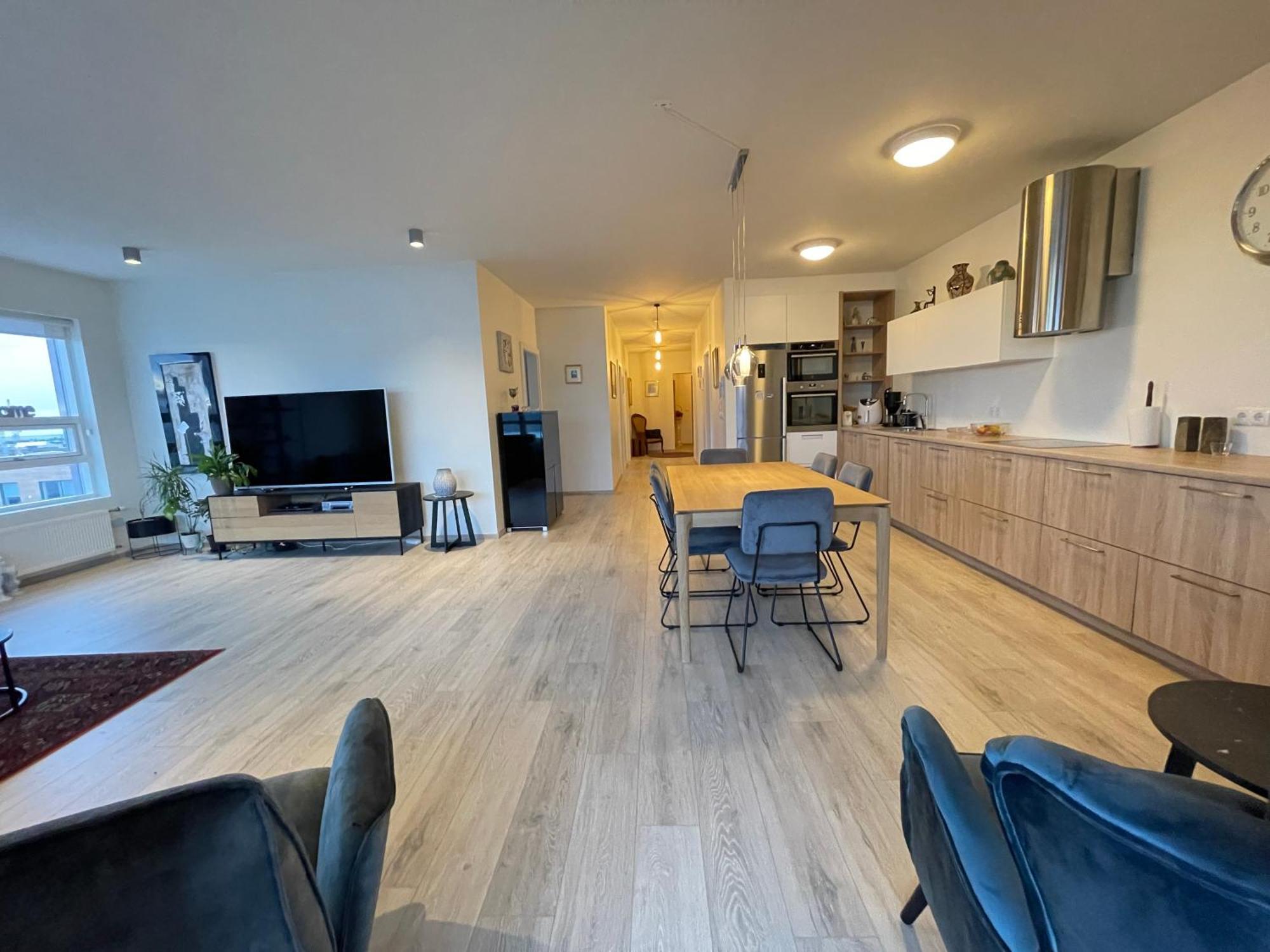 Modern And Spacious 3 Bedroom Apartment In Kopavogur เรคยาวิก ภายนอก รูปภาพ